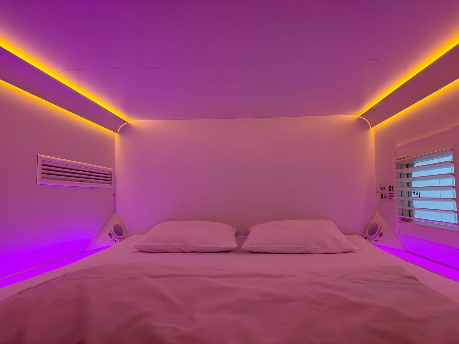 Sleeping at Doha Airport (DOH): Pods, Quiet Rooms and the Transit Hotel